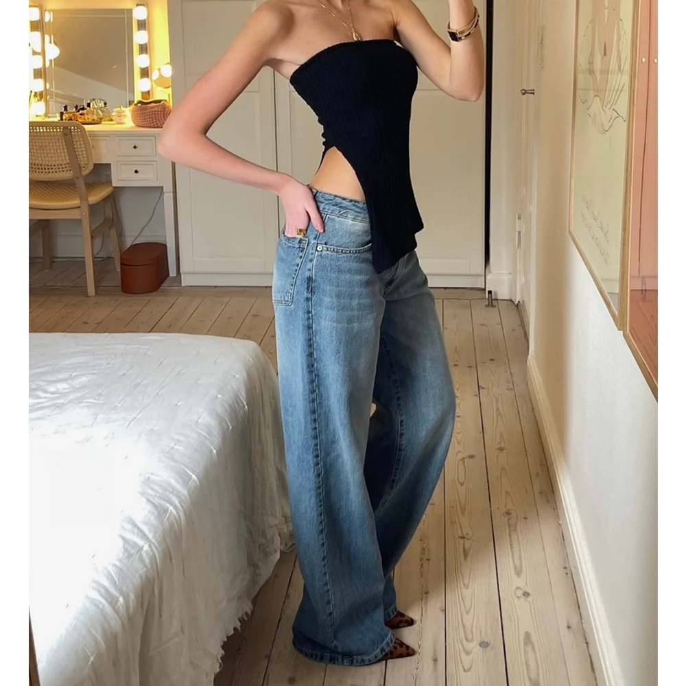 Wide Leg Blue Jeans